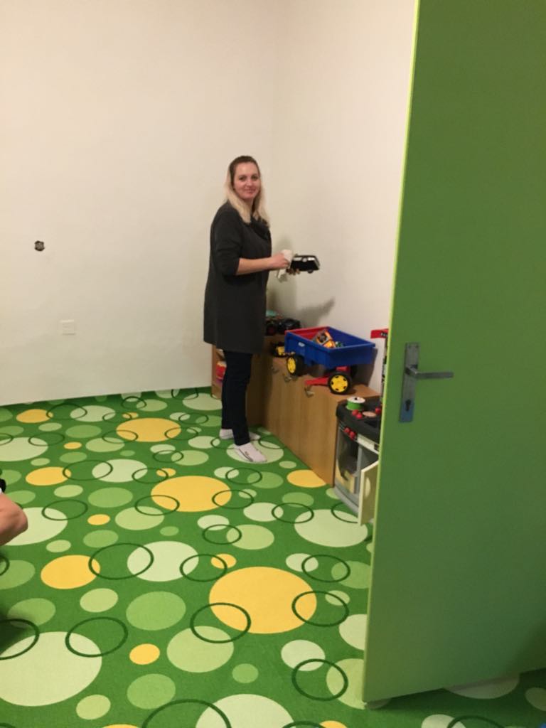 51968918_289793621693318_5863300047520661504_n